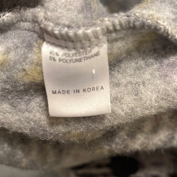 Plaid Button-Up Jacket - Picture 4 of 4